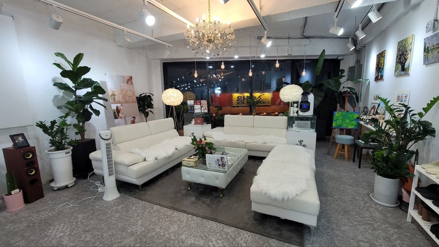 부산광역시 부산진구 전포동 상가 - 1