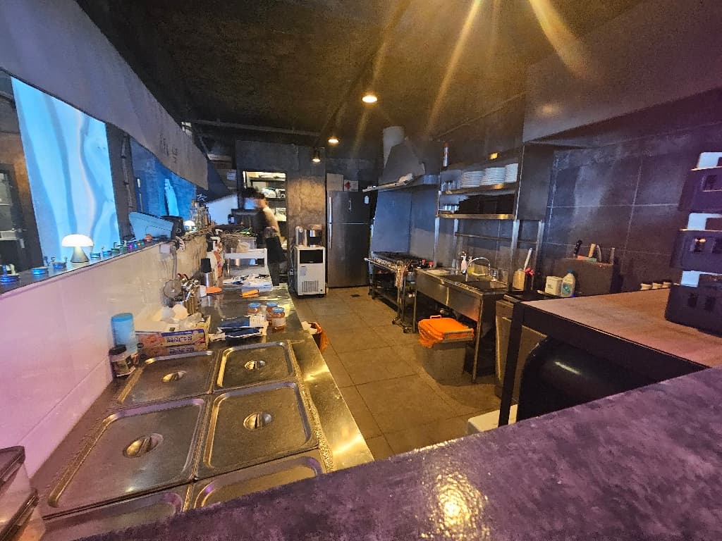 부산광역시 부산진구 부전동 상가 - 1
