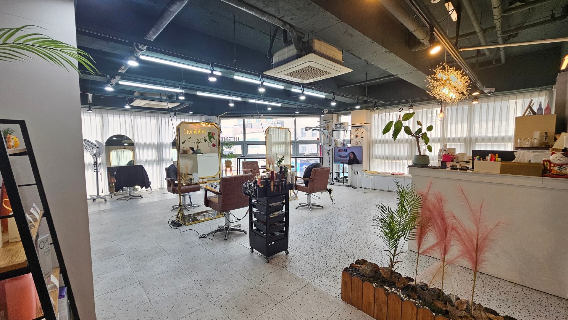 부산광역시 부산진구 전포동 상가 - 1