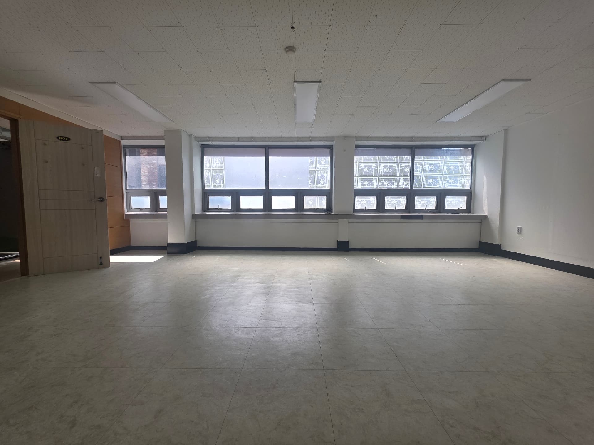 부산광역시 부산진구 부전동 사무실 - 1
