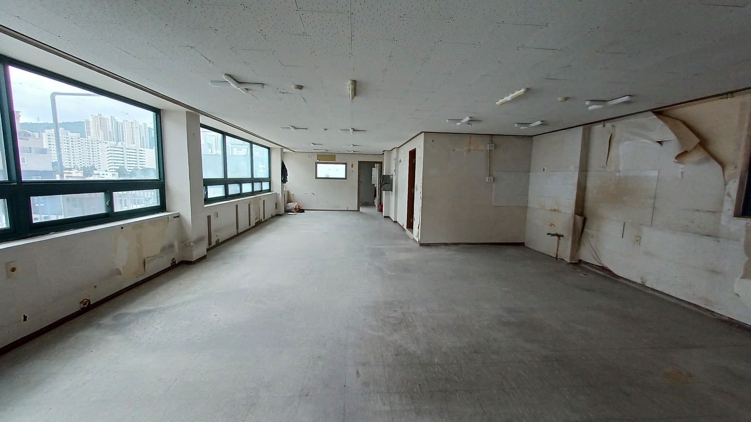 부산광역시 연제구 연산동 사무실 썸네일 4