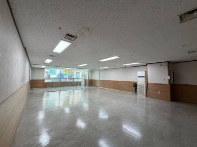 부산광역시 부산진구 부전동 505-6 한솔폴라리스 사무실