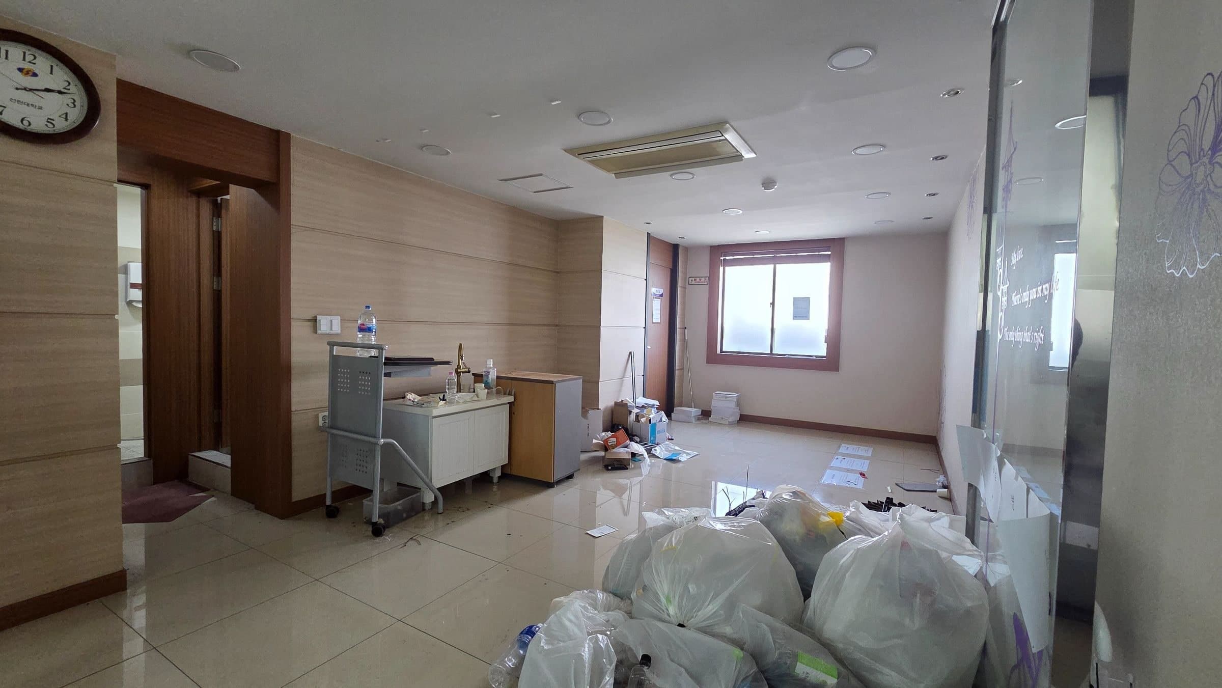 부산광역시 연제구 거제동 사무실 썸네일 6