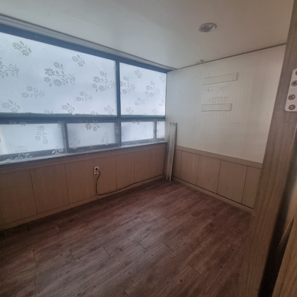 부산광역시 동구 초량동 사무실 썸네일 5