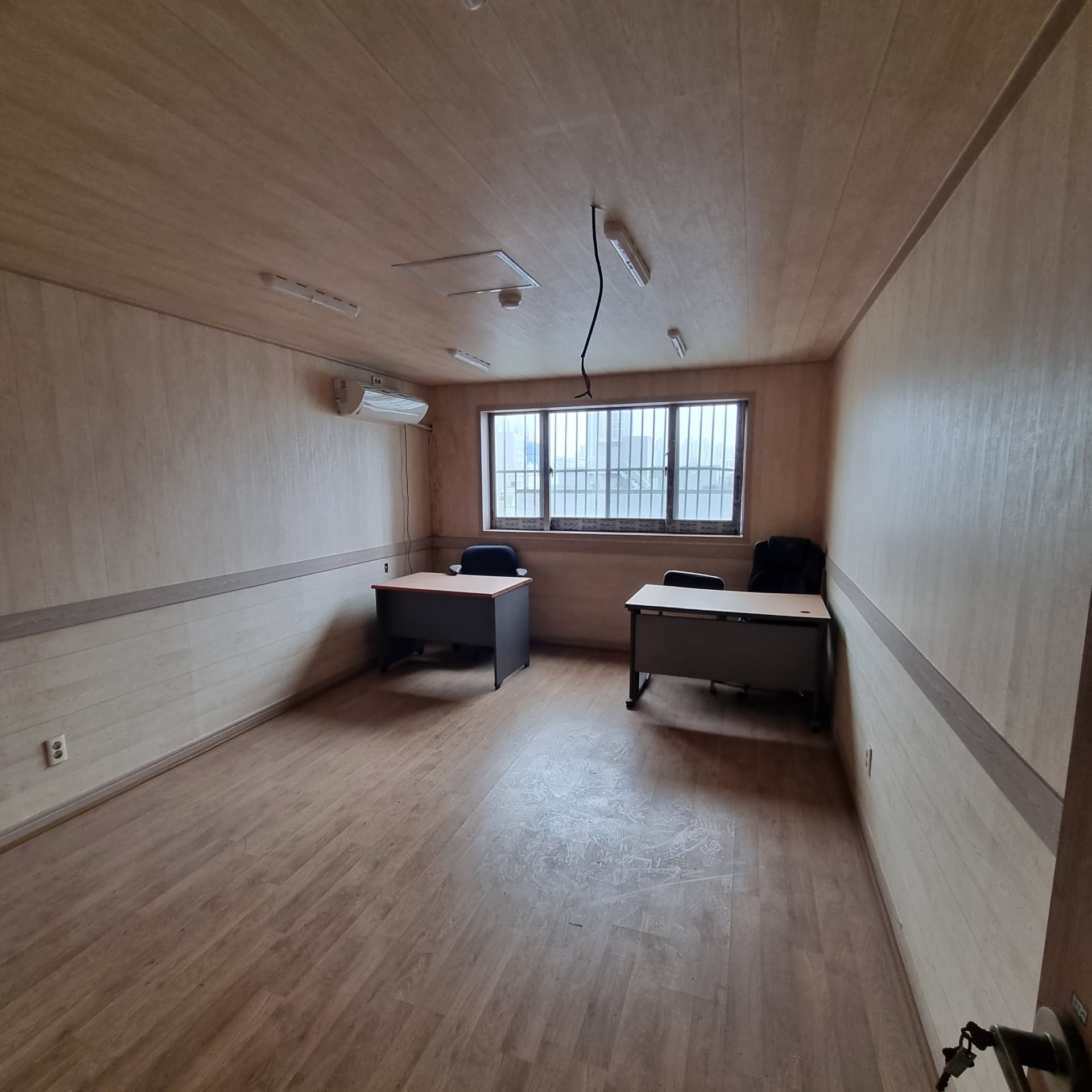 부산광역시 남구 대연동 사무실 - 1