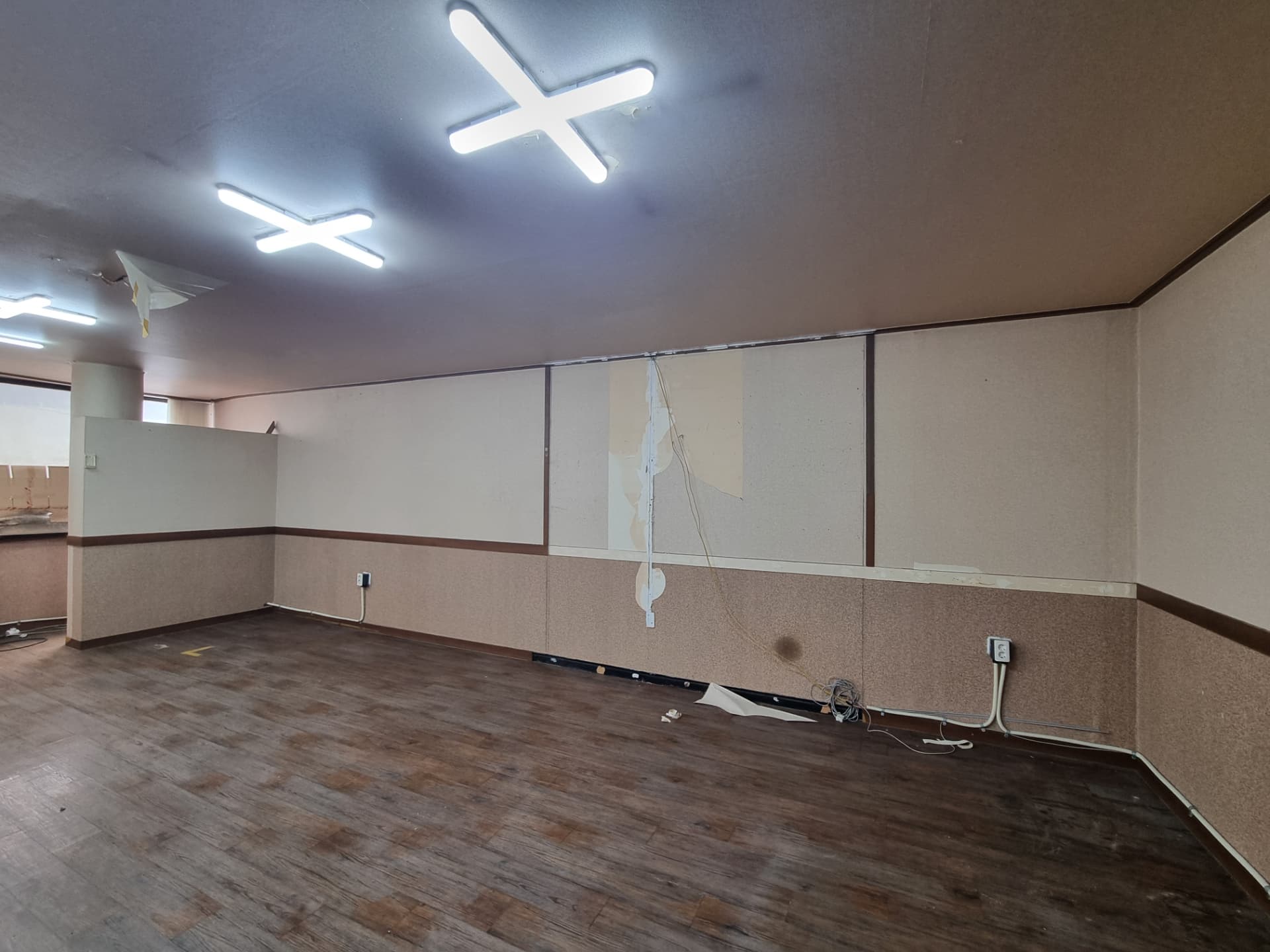 부산광역시 동구 초량동 사무실 - 1