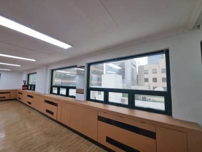 부산광역시 동구 초량동 1204-12 사무실