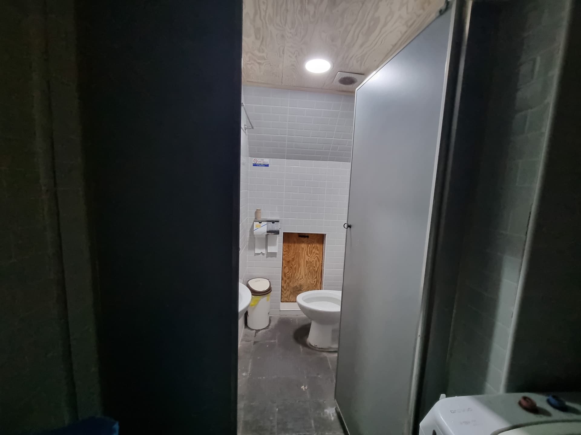 부산광역시 중구 중앙동3가 상가 썸네일 6