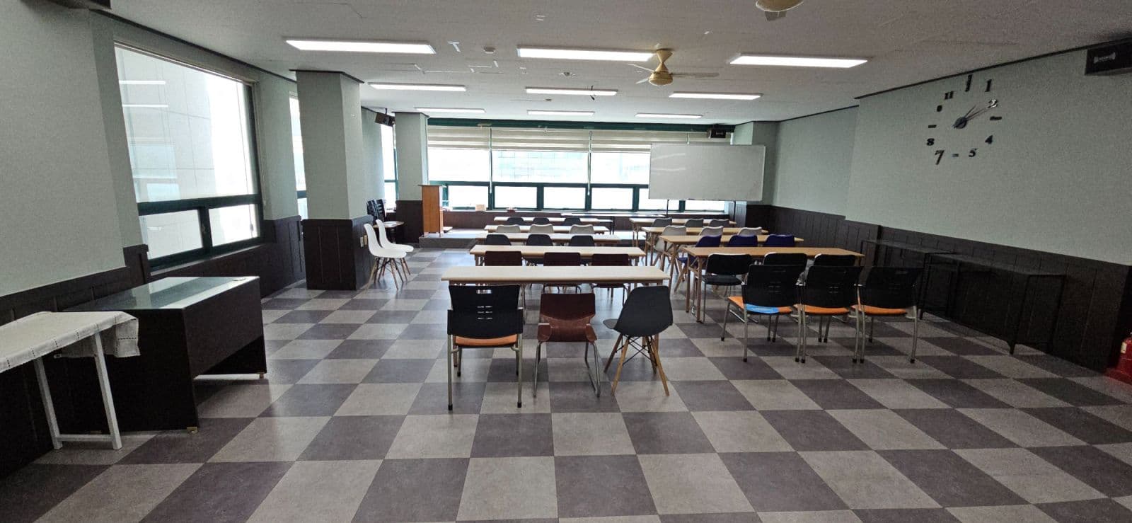 부산광역시 연제구 연산동 사무실 - 1