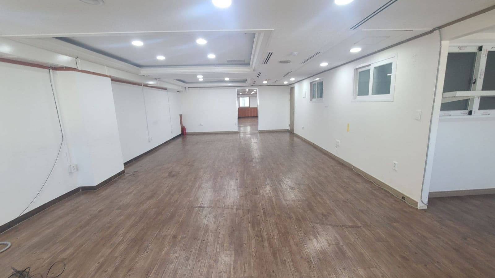 부산광역시 연제구 연산동 사무실 썸네일 4