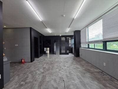 부산광역시 부산진구 전포동 675-5   사무실