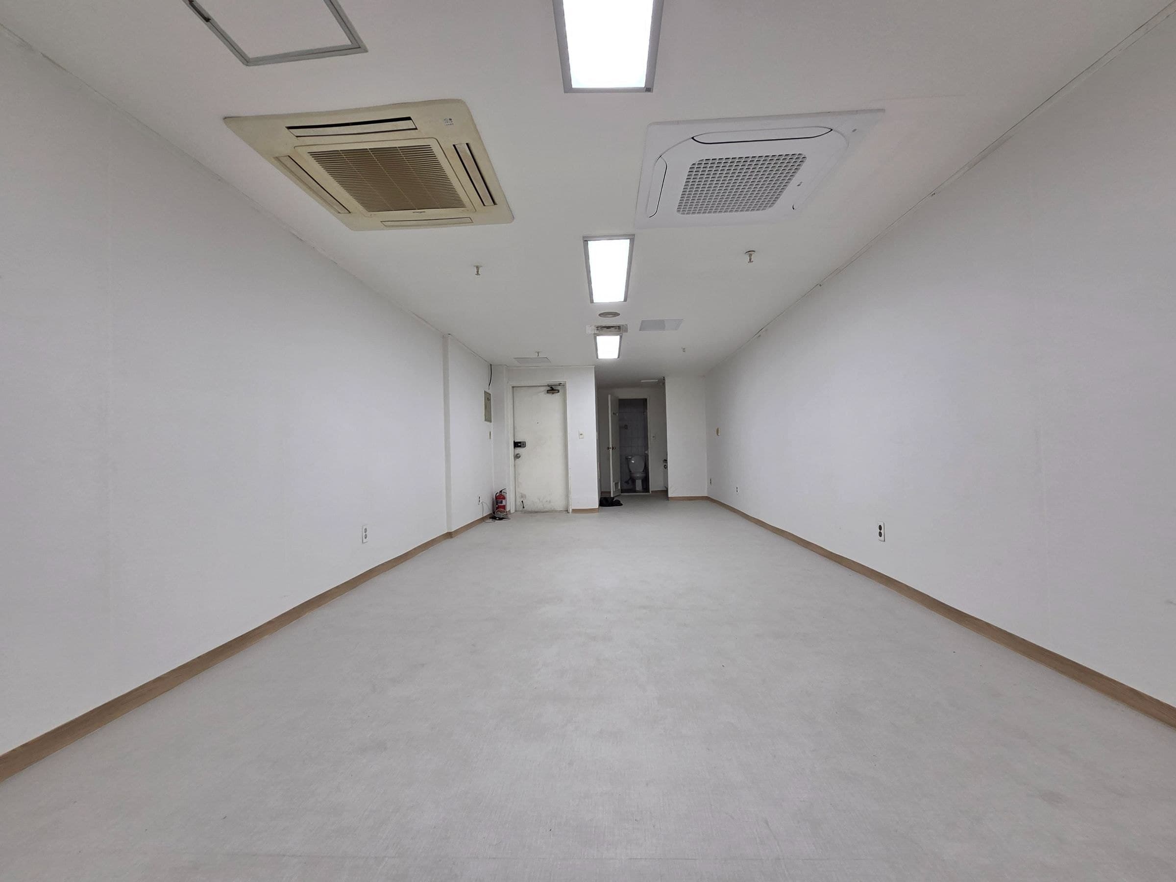 부산광역시 연제구 연산동 사무실 썸네일 2