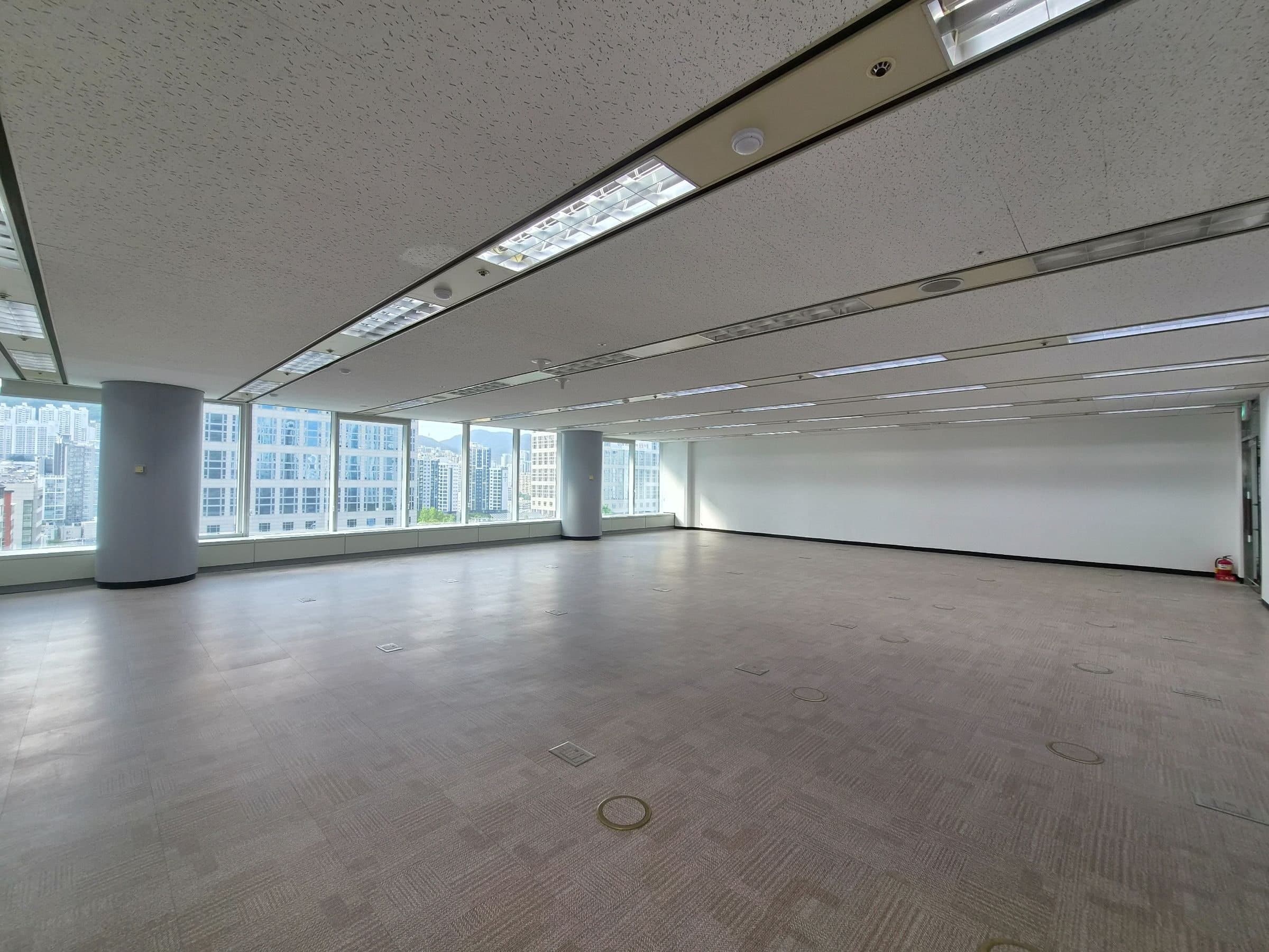 부산광역시 연제구 연산동 사무실 썸네일 7