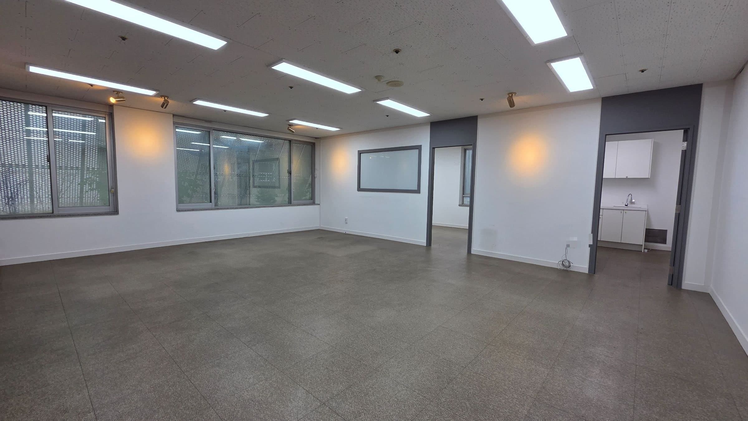 부산광역시 부산진구 부전동 사무실 썸네일 3