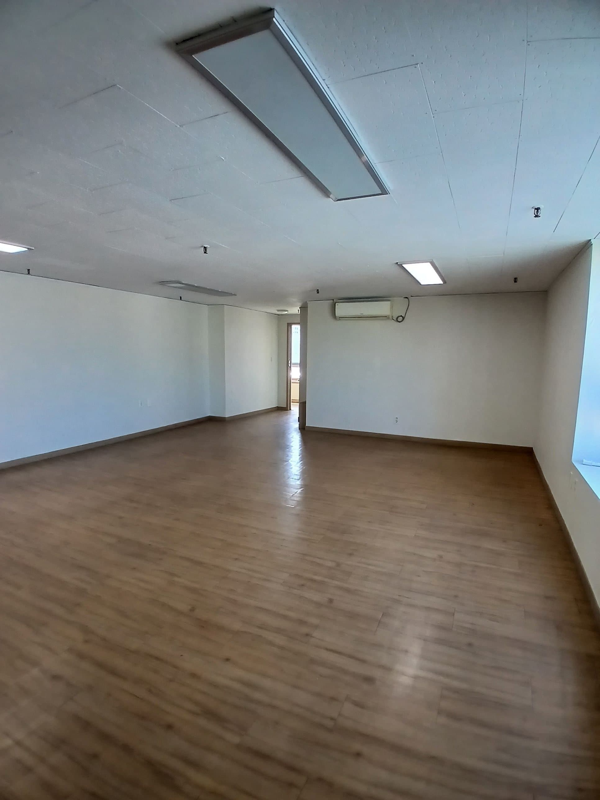 부산광역시 부산진구 전포동 사무실 썸네일 2
