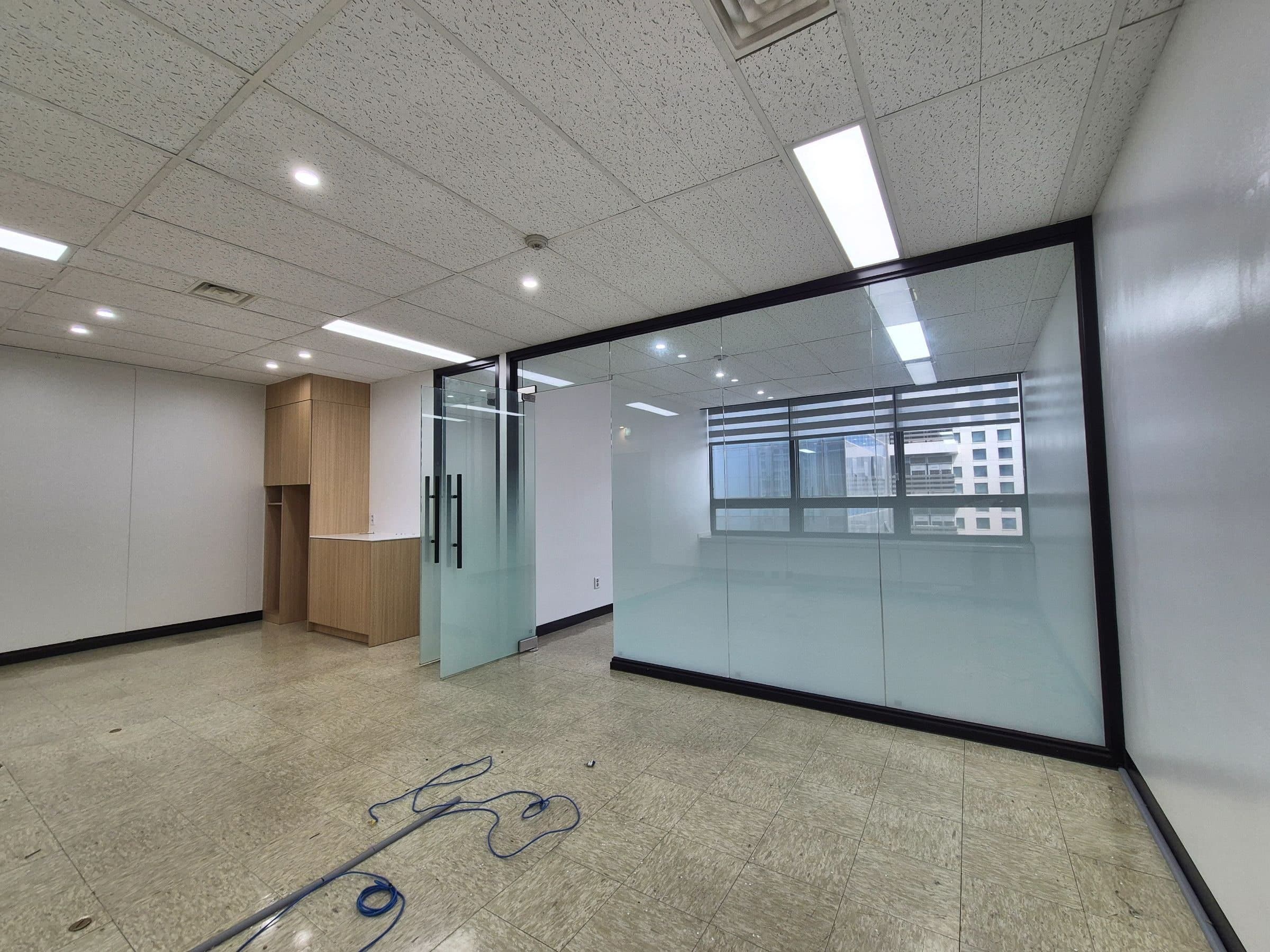 부산광역시 동구 초량동 사무실 썸네일 2