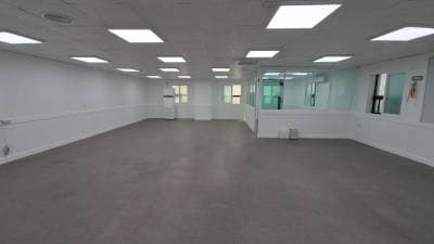 부산광역시 동구 범일동 830-276   사무실