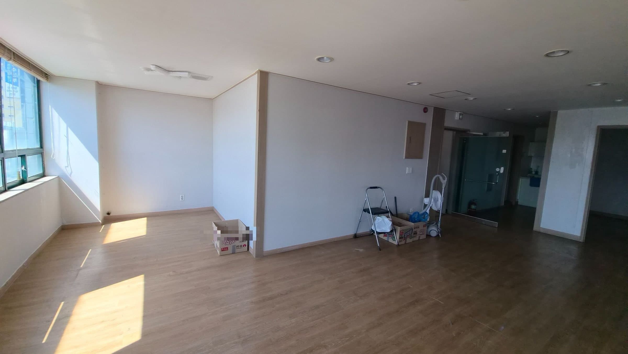 부산광역시 동구 수정동 사무실 썸네일 3