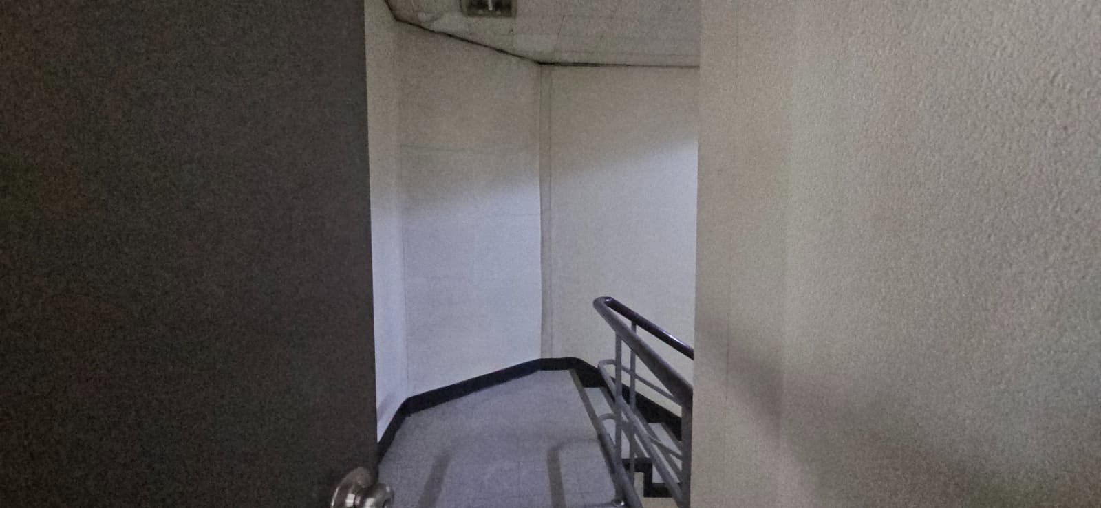 부산광역시 동래구 수안동 사무실 썸네일 8