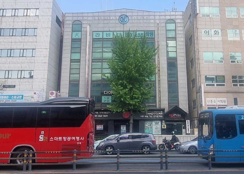 부산광역시 동구 범일동 상가 - 1