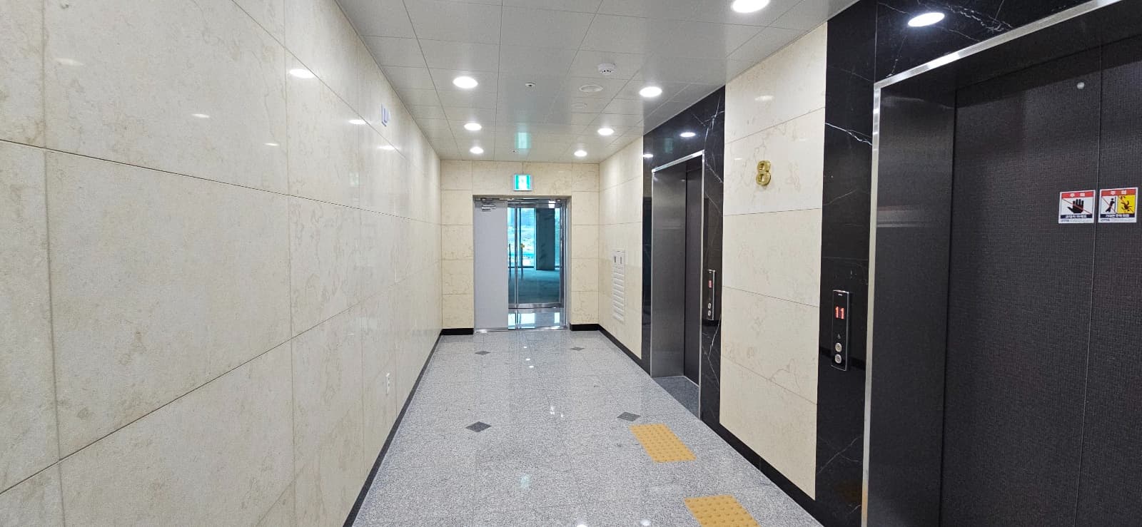 부산광역시 동래구 온천동 사무실 썸네일 8