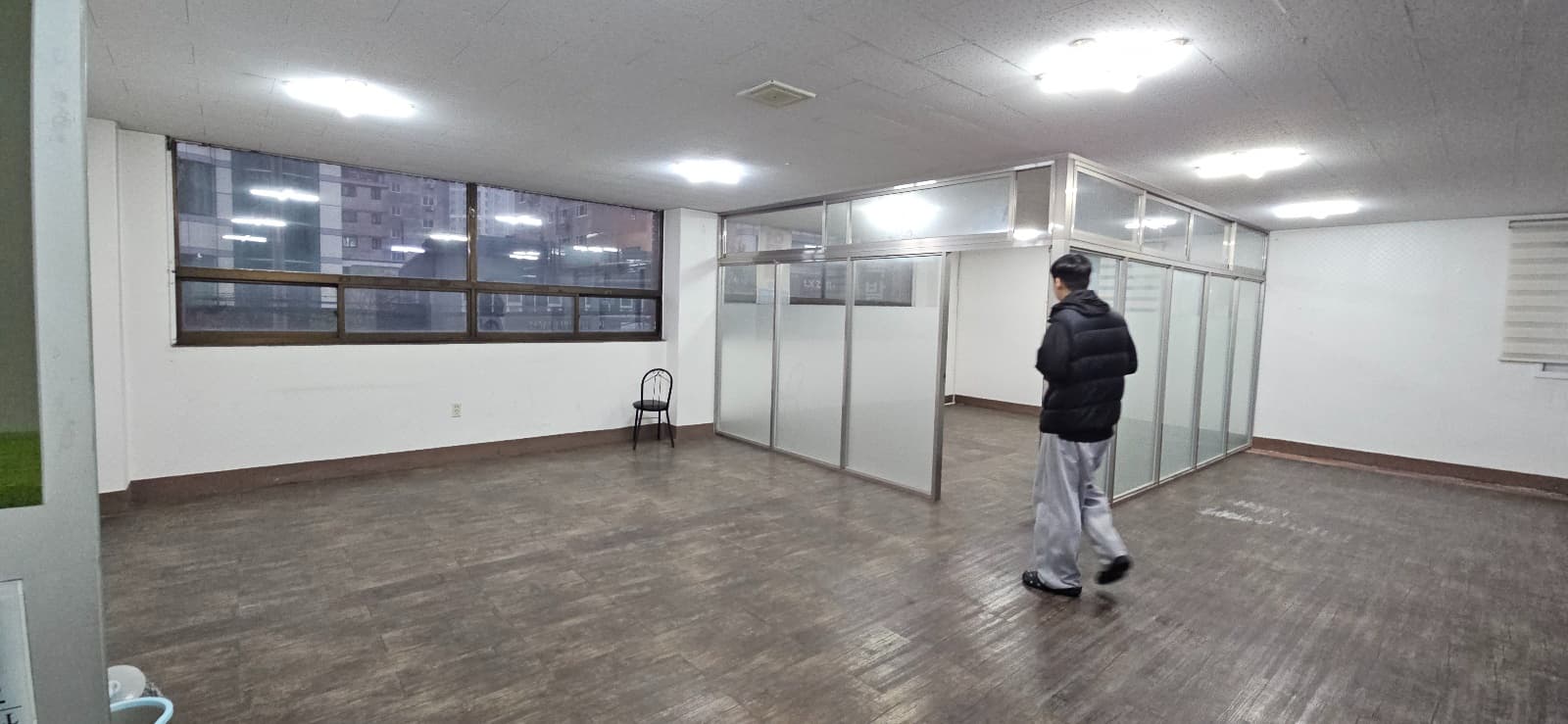 부산광역시 동래구 사직동 사무실 썸네일 3