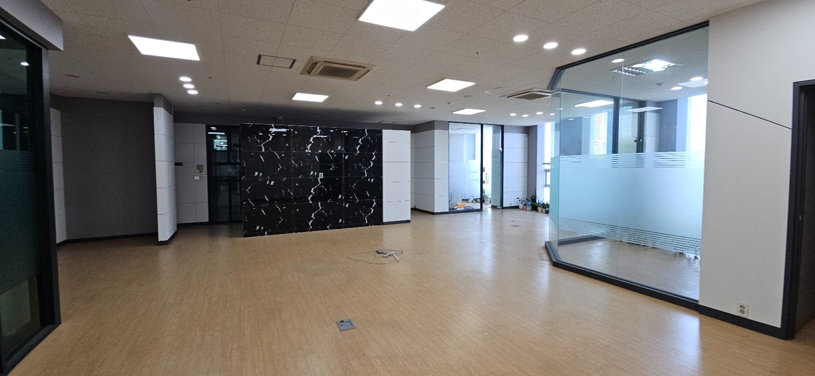 부산광역시 해운대구 좌동 사무실 썸네일 3