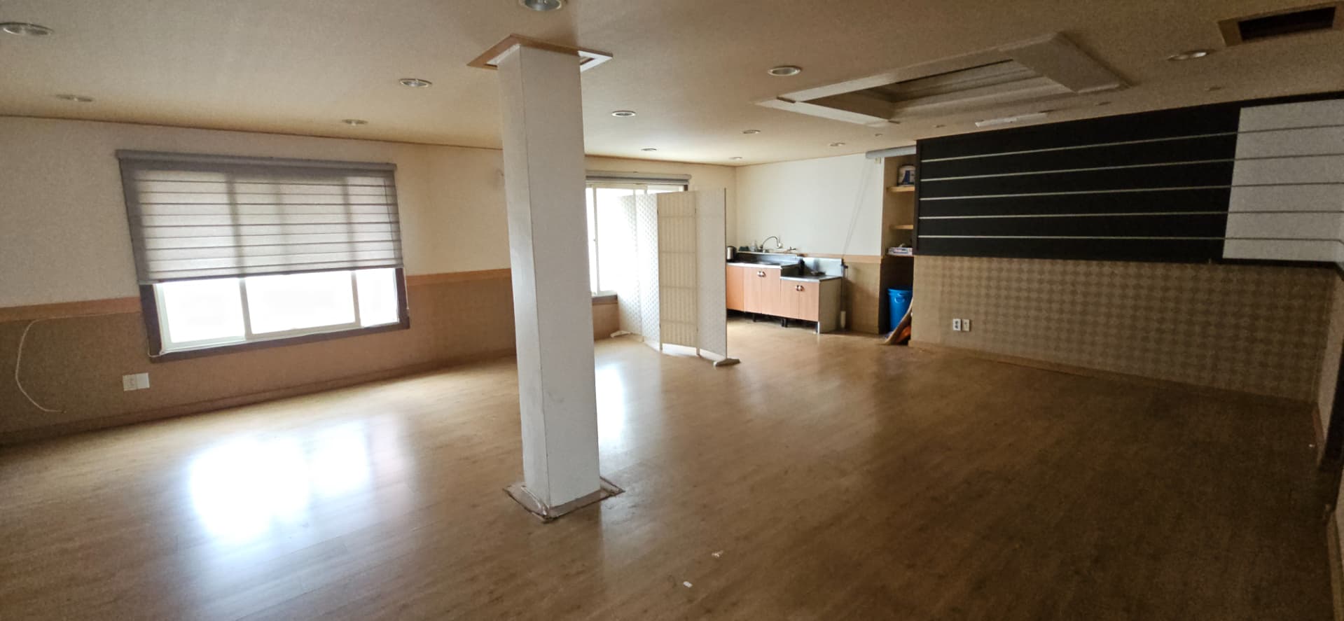 부산광역시 연제구 연산동 사무실 썸네일 3