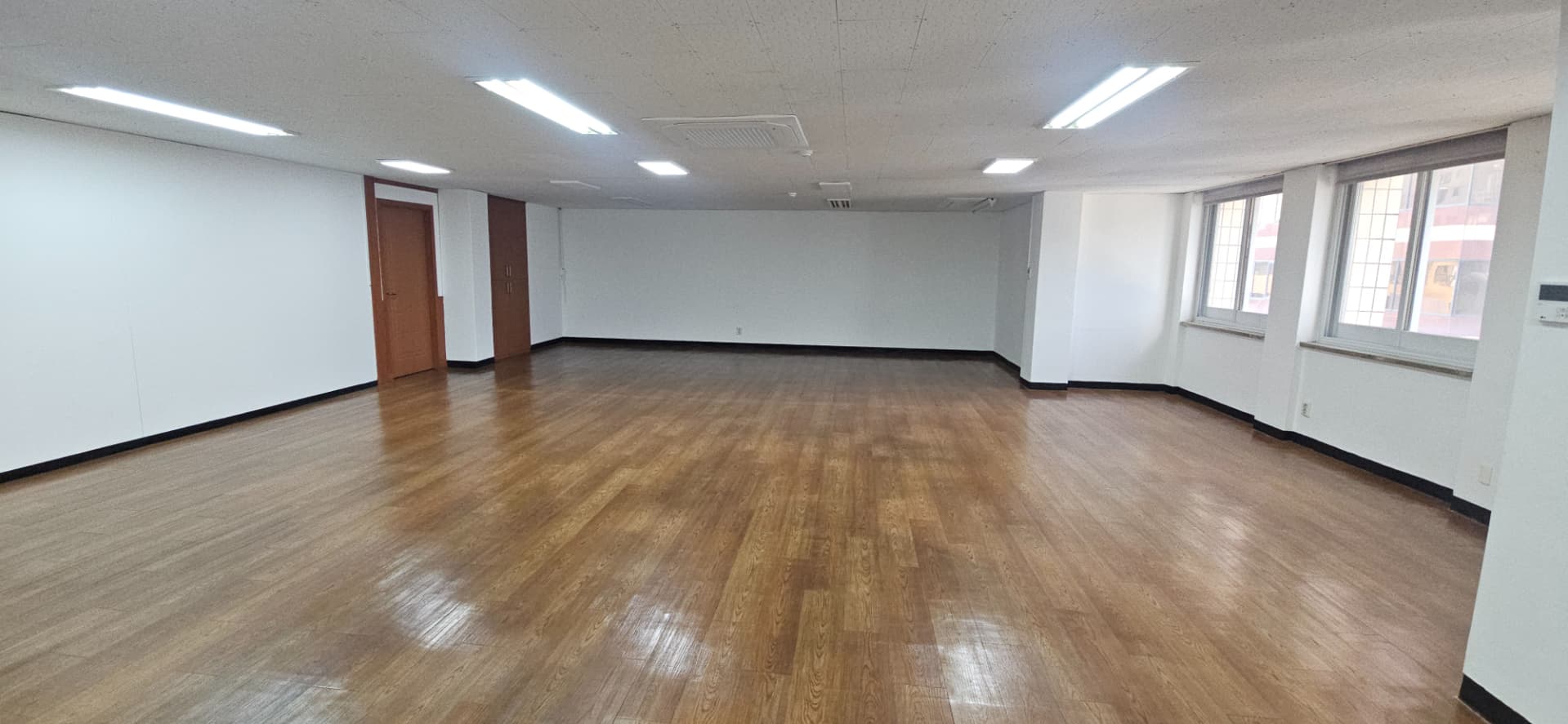 부산광역시 동구 초량동 사무실 썸네일 6