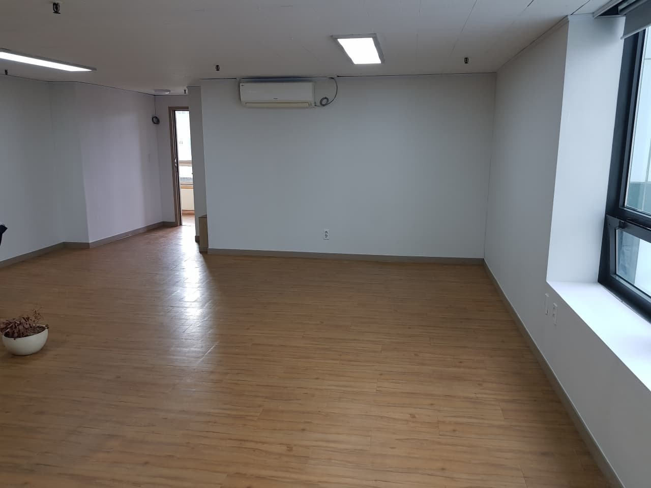 부산광역시 부산진구 전포동 사무실 썸네일 2