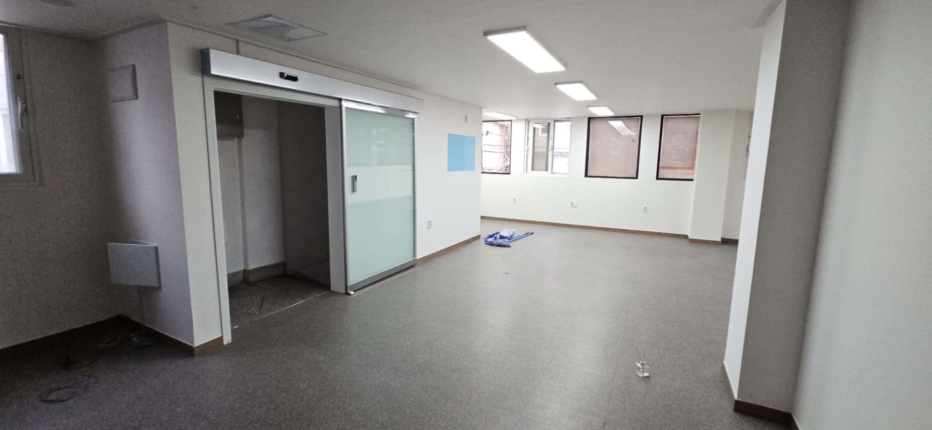 부산광역시 연제구 거제동 사무실 썸네일 3