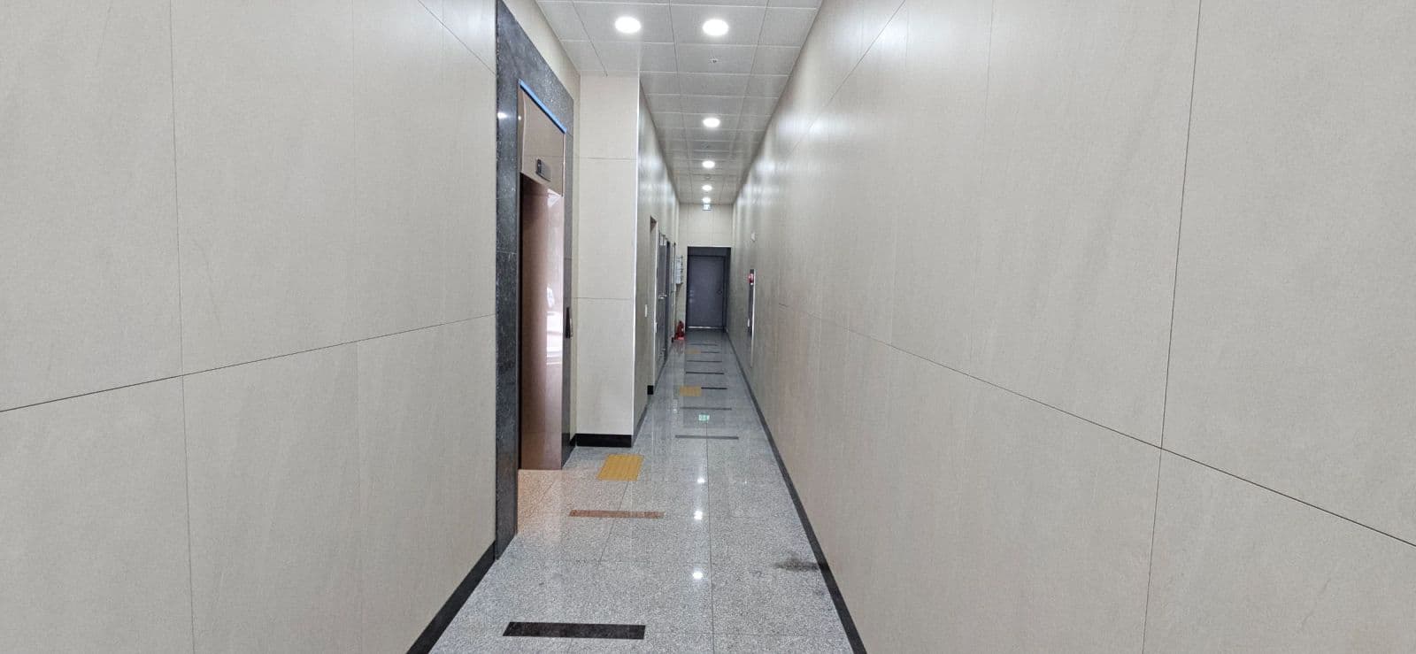 부산광역시 금정구 장전동 상가 썸네일 7