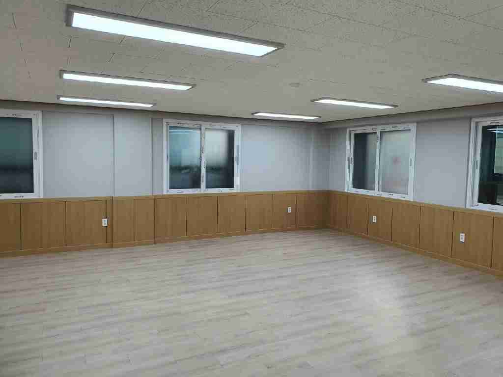 부산광역시 동구 범일동 사무실 썸네일 2