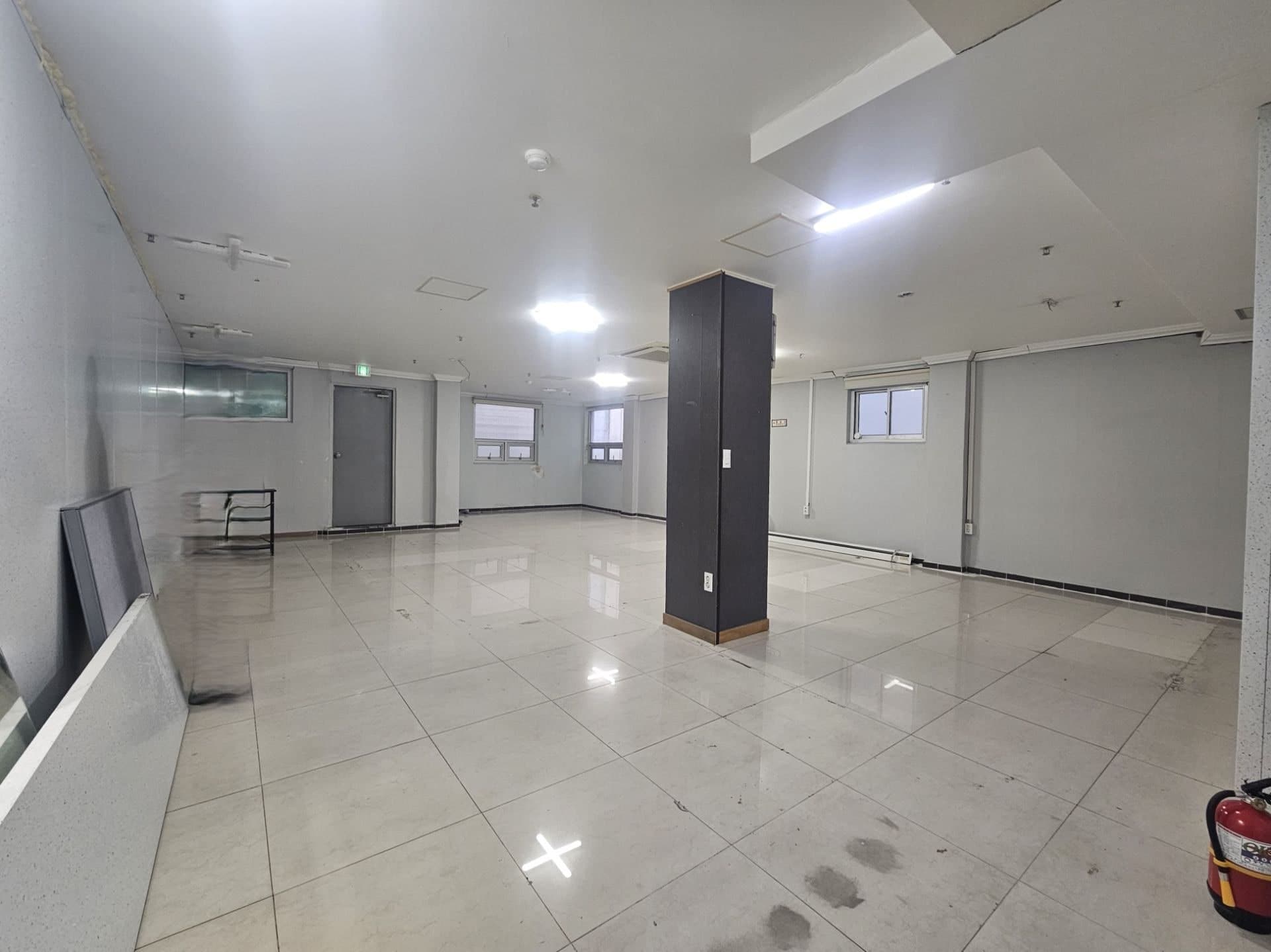 부산광역시 부산진구 범천동 상가 - 1