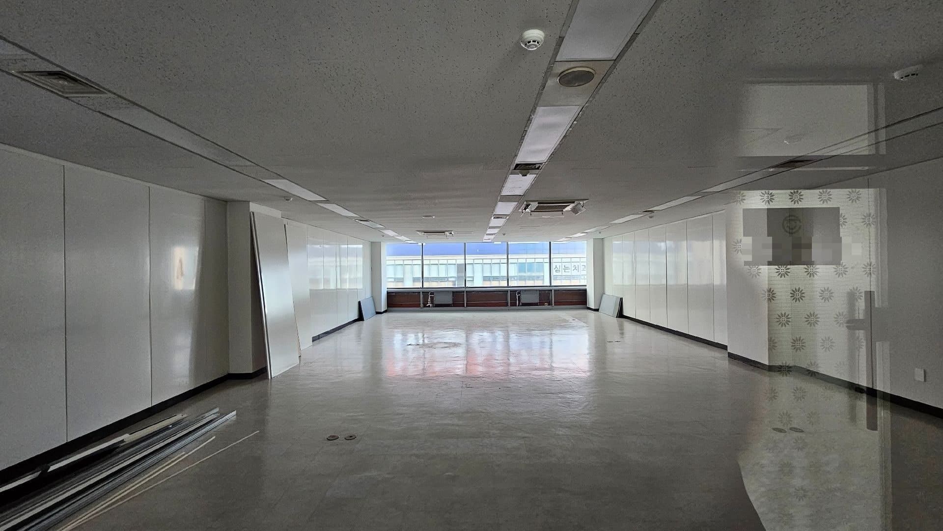 부산광역시 부산진구 부전동 사무실 - 1